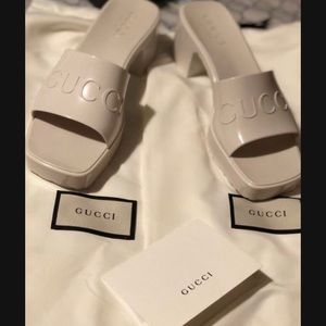 Gucci sandals